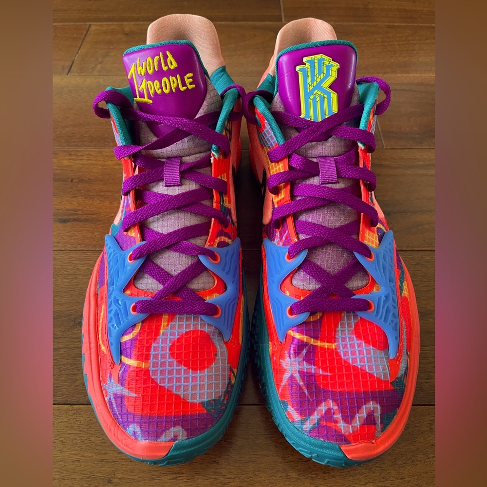Nike Kyrie Low 4 EP ‘1 world 1 people’